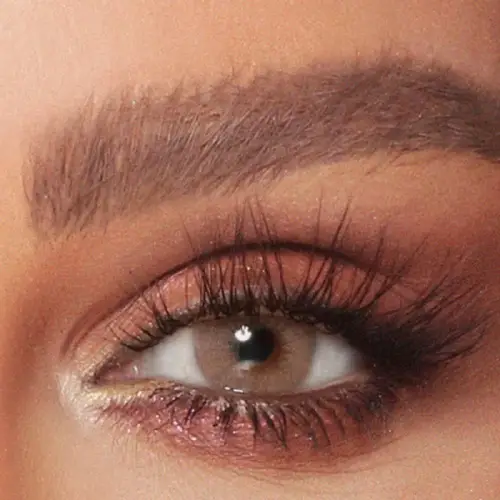 عدسات لاصقة ملونه من امارا شهرية - بيور هيزل