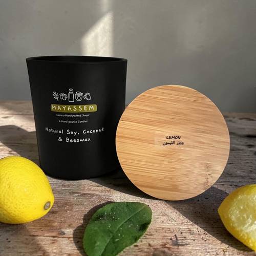 Lemon scented candle