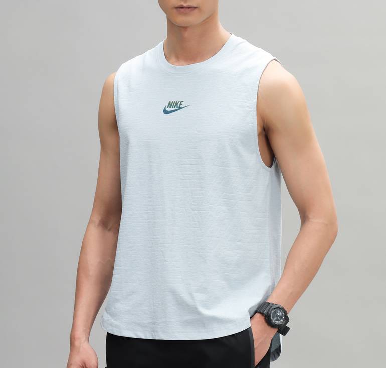 Ni Tank Top