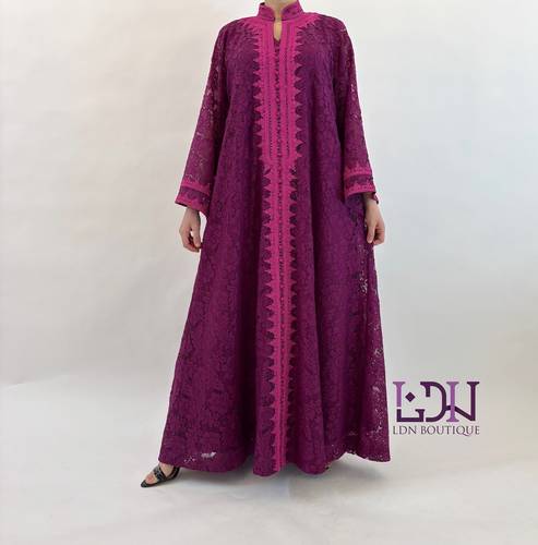 دانتيل قفطان مع تطريز 