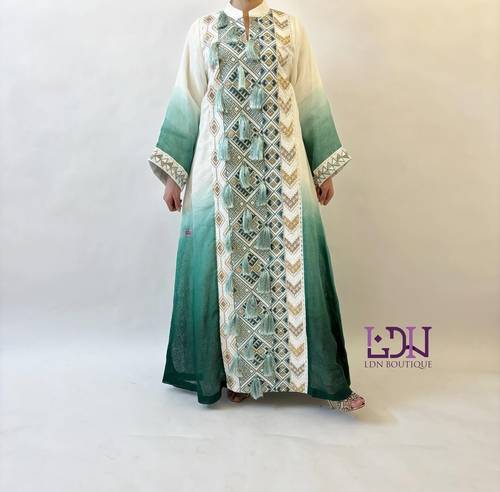 جلابيه لينن امبريه مع تطريز وهدب