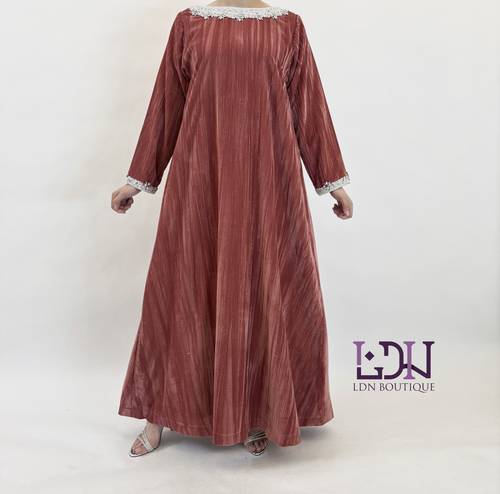 مخمل مع شك يدوي
