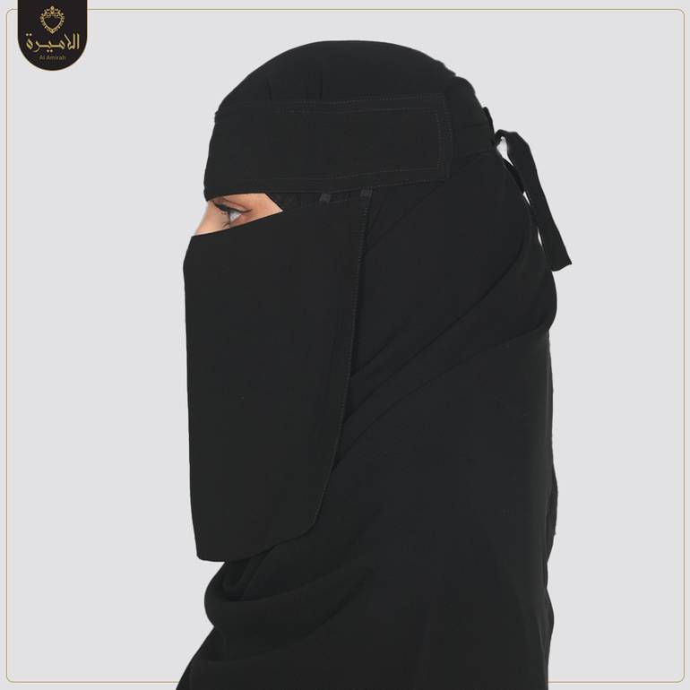 نقاب وسط مطاطين بدون حشوة , رباط نحيف 