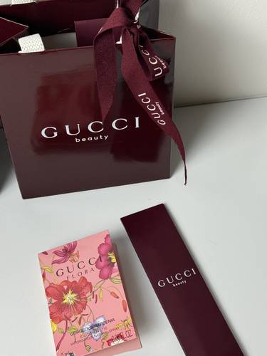 بكج أنيق مستوحى من Gucci Flora