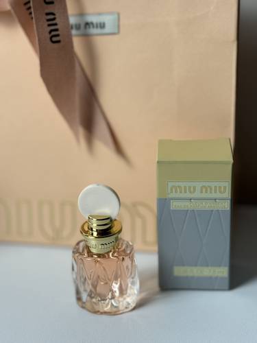 عطر ميو ميو فلور دارجون النسائي - حجم ٧.٥ مل