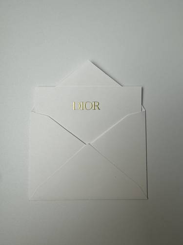 بطاقة إهداء Dior مع ظرف أصلي – tGift Card Se