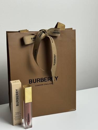 أحمر شفاه Burberry – 02 Cream Tea