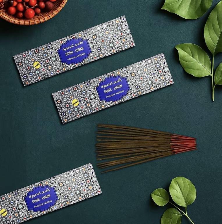 Special Oudh Incense Sticks for home and office 50g - Oudh Lubanأعواد بخور عود خاصة للمنزل والمكتب 50 جرام (بوكس 12 عبوة من عود لبان) -