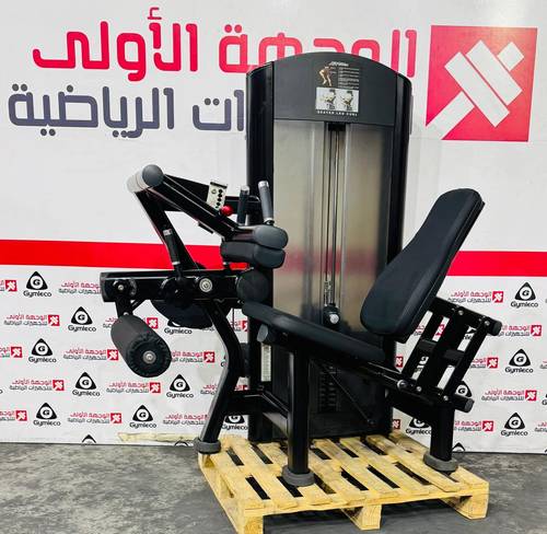 Life Fitness Signature Leg Curl     لون اسود جهاز ارجل خلفي
