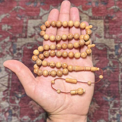 سبحة خشب الزيتون الطبيعي عدد الخرز 51 مقاس الخرز 10ملي 