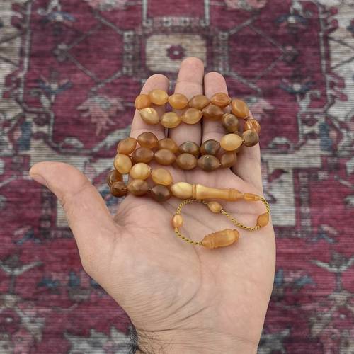 سبحة من قرن الجاموس الطبيعي عدد الخرز 33 مقاس الخرز 10*13ملي 