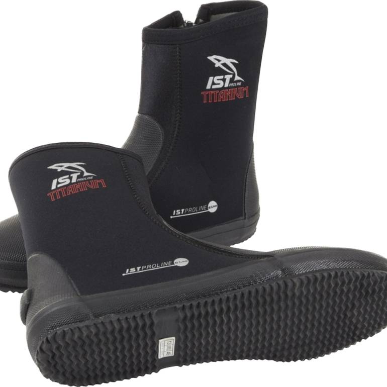  IST Titanium Boot 9 ,حذاء