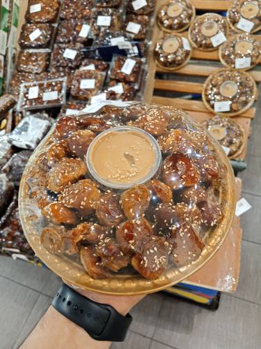 تمر مشكل