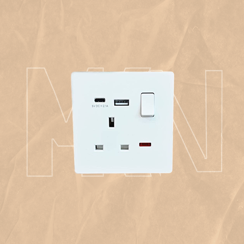 فيش مع USB ومفتاح أبيض MKN 