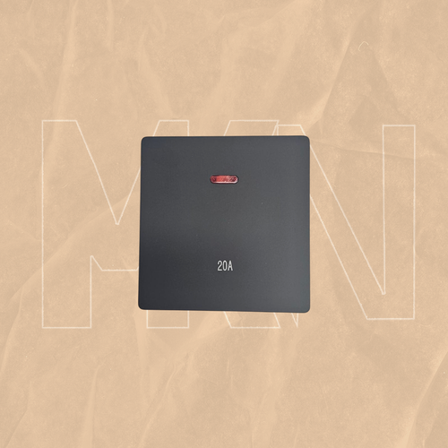 مفتاح سخان بيانو اسود مطفي 20 أمبير MKN
