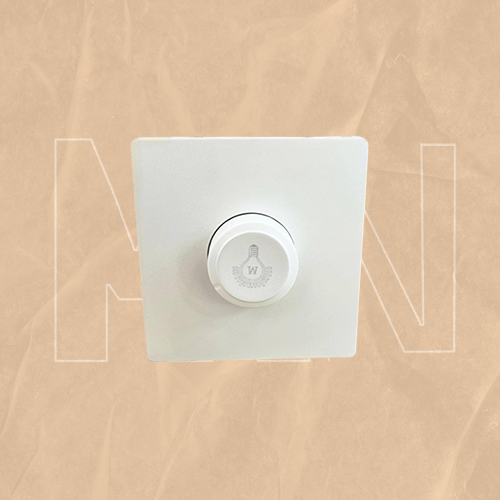   مفتاح ديمر لؤلؤي MKN PBPLW 017 700W