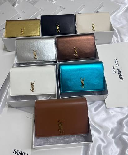 شنطه ysl لامعه