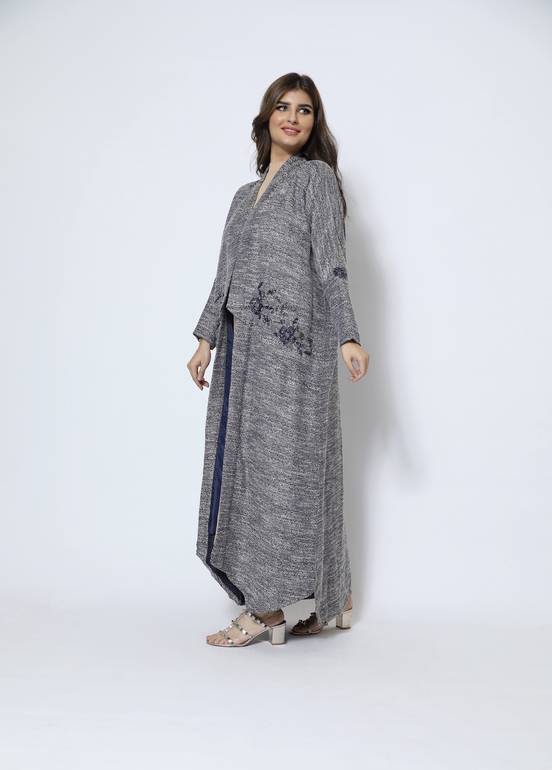 عباية تطريز يدوي 4384