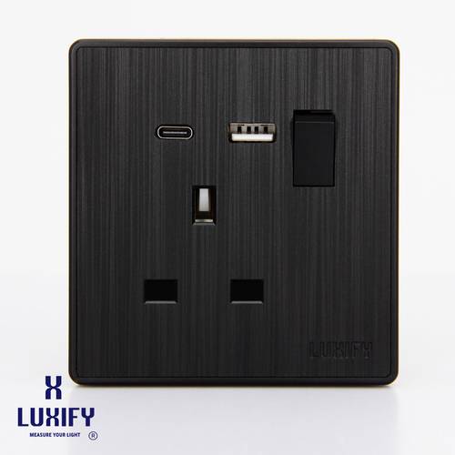 فيش 13 امبير+ LUXIFY USB + TYPE C اسود 