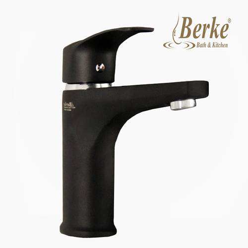 خلاط مغسلة نحاس اسود BERKE - OLIMPA