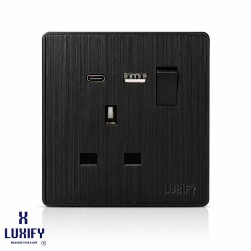 فيش 13 امبير+ LUXIFY USB + TYPE C اسود 