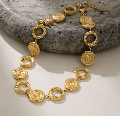 Maha Necklace