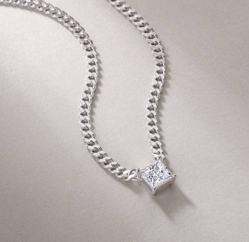 Mia Necklace