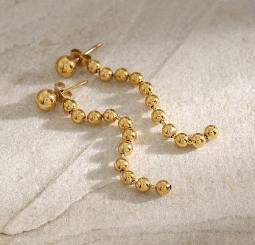 Lubna Earrings