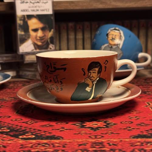 كُوب رسم يدوي - عبدالحليم