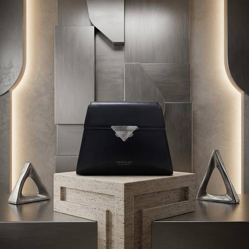 شنطة كتف وسط أسود PRQ3041