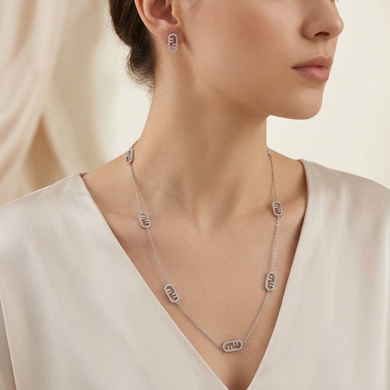 وشاح وحلق فضي WF007
