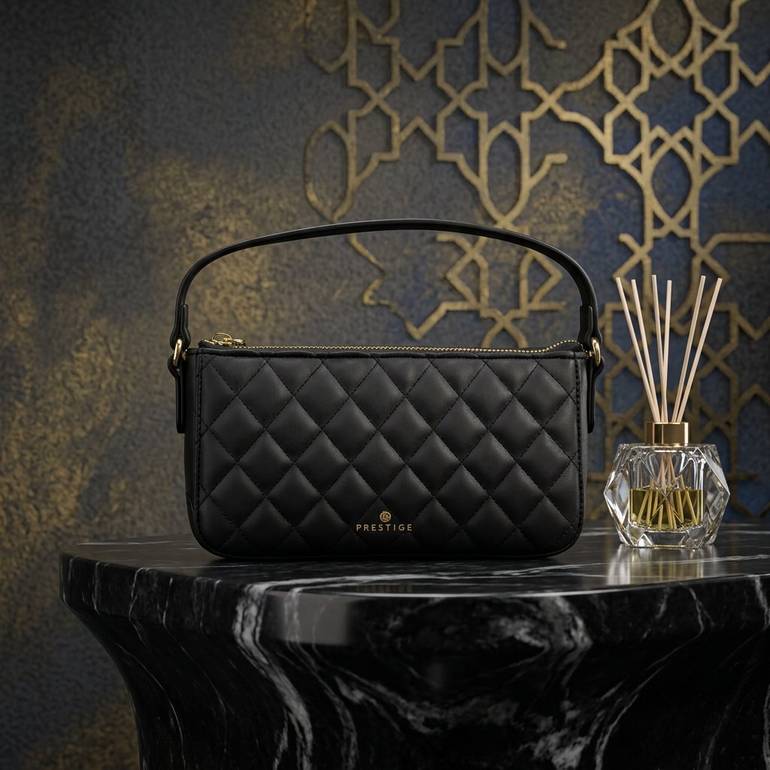 شنطة يد وسط أسود PRQ 2978