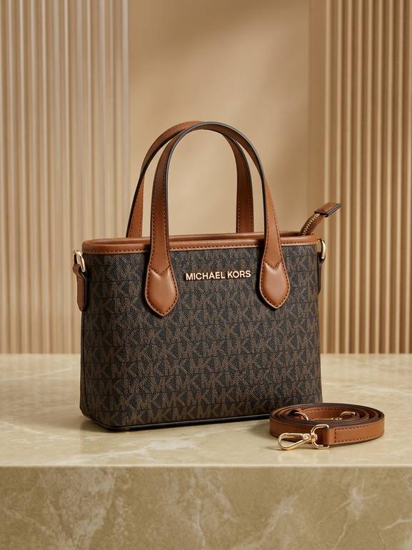 شنطة يد وسط بني MK