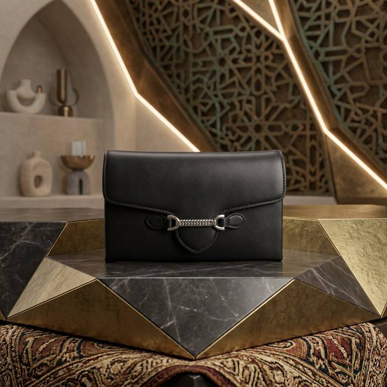 شنطة كتف وسط أسود PRQ - 3276