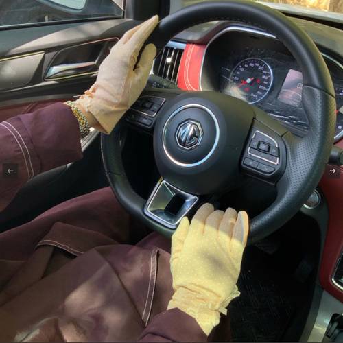 قفازات النعومة للقيادة