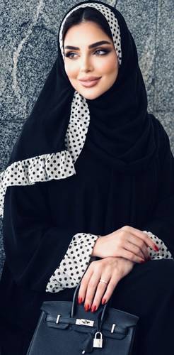     عباية لمسة أنثى 🌸🦌