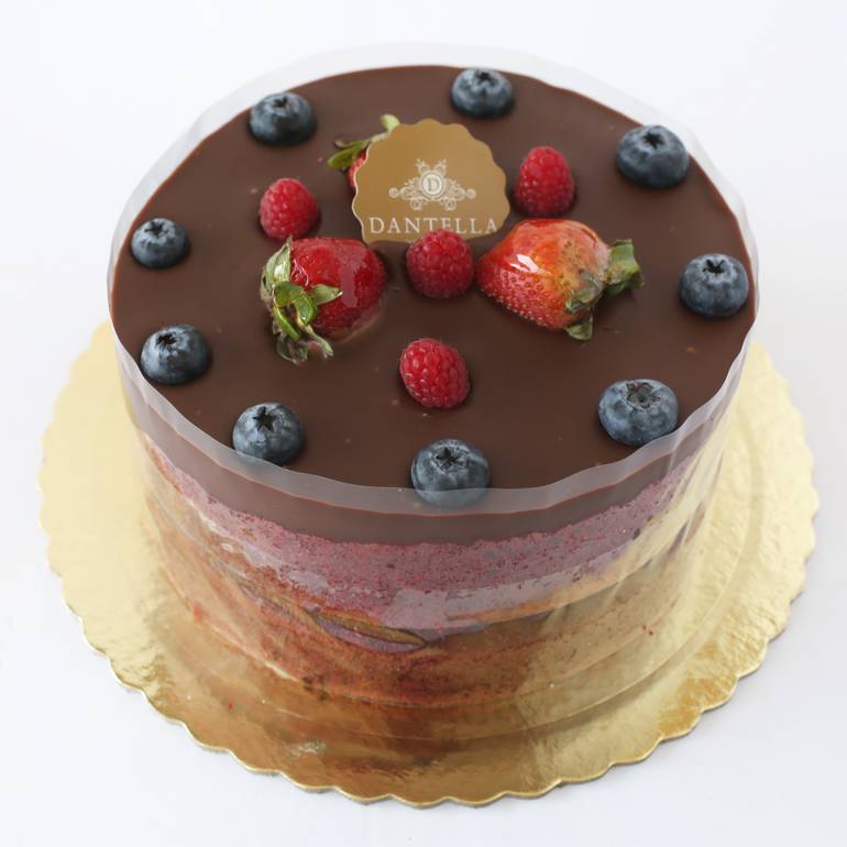 ريدڤيلڤت كيك الحجم الوسط - Red Velvet Cake Medium