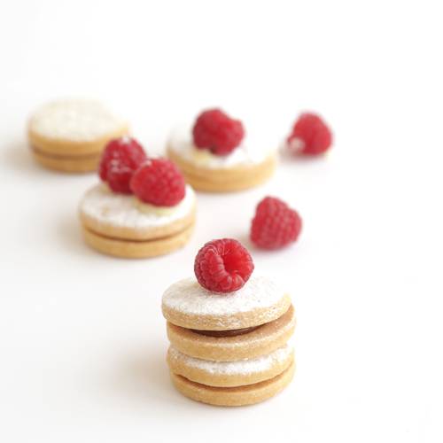Dantella Biscuits
