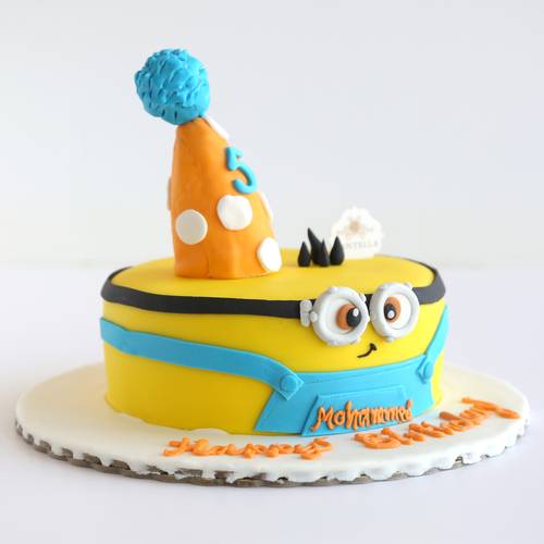 Minion Single Cake