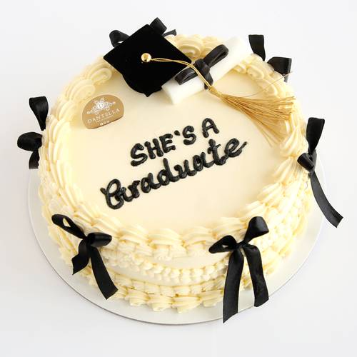 Graduation Ribbons Cake