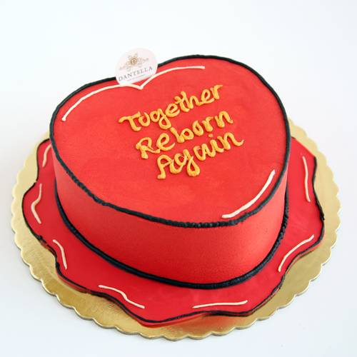 Love Comic Cake