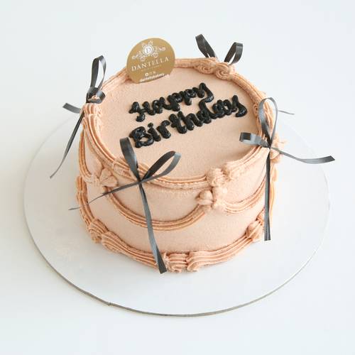 Baby Ribbons Cake