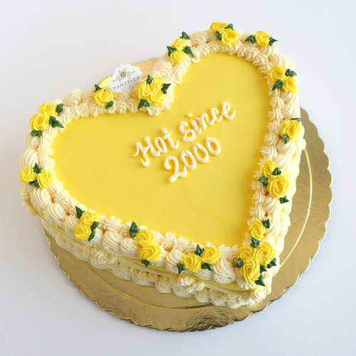 Yellow Heart Cake _ كيكة القلب الاصفر