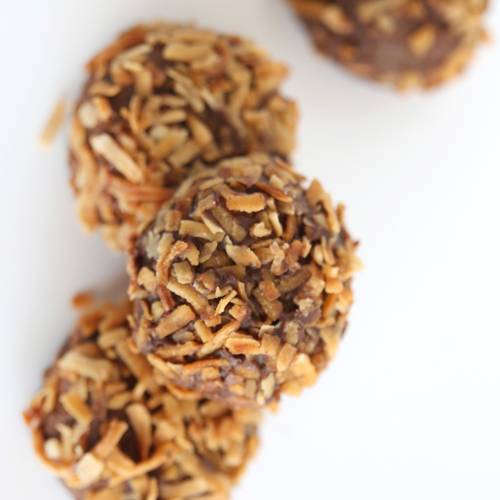 Crunchy Coconut by pieces