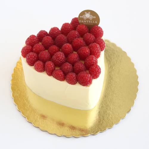 Baby Raspberry Cake