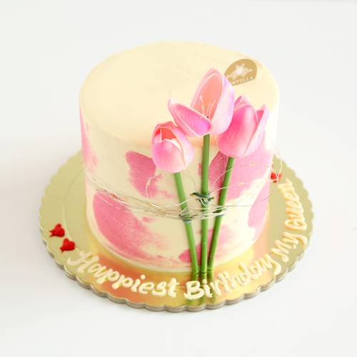 Pink tulip Cake