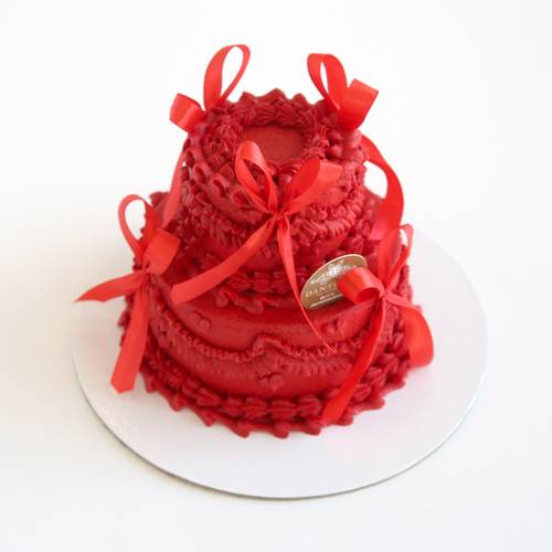 Baby Red Ribbons Cake