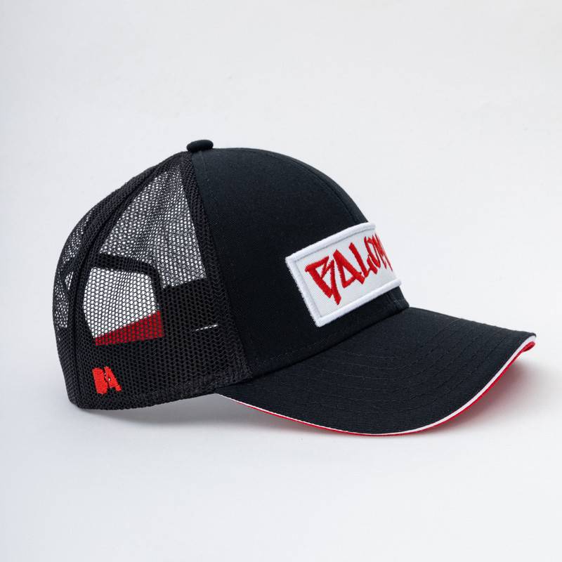 TC 
BLACK/WHITE/RED