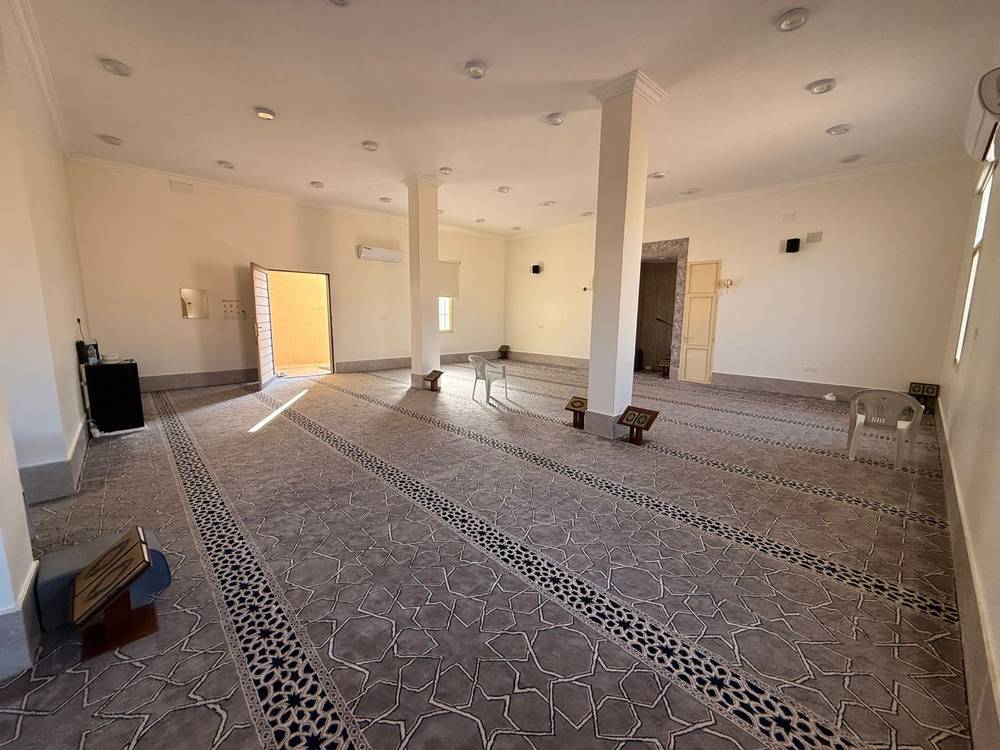 تغيير سجاد مسجد الفرقان- طريق الملك سلمان 