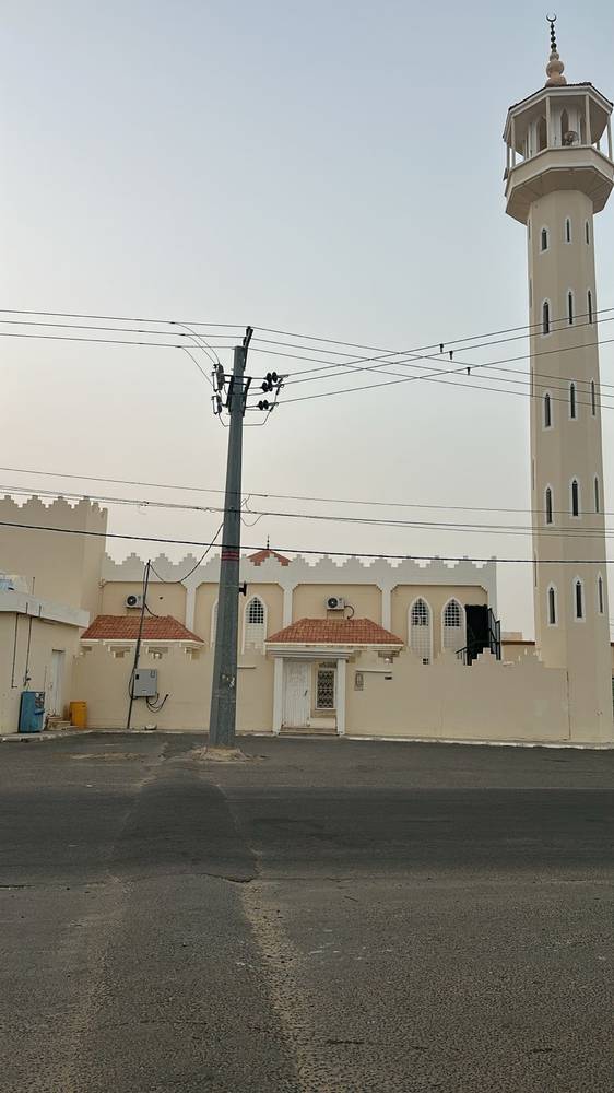 تغيير سجاد جامع الخزان بالديلمي